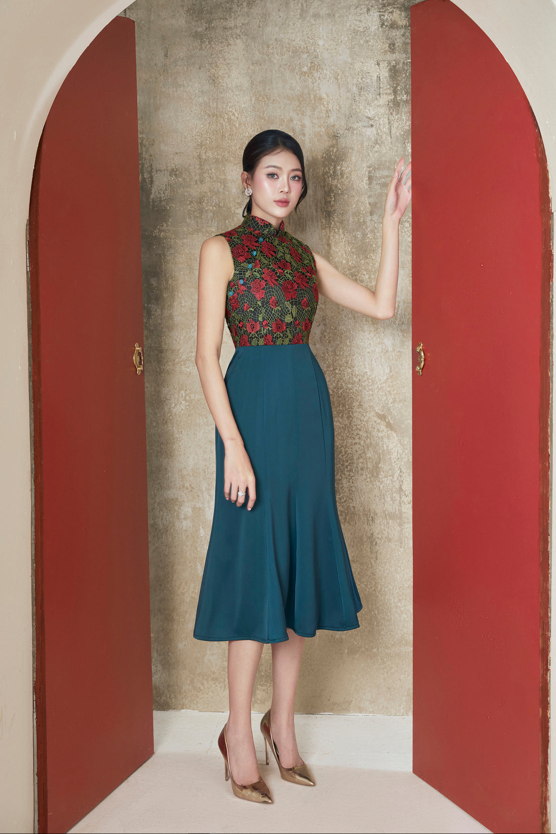 Rosie Mermaid Lace Dress