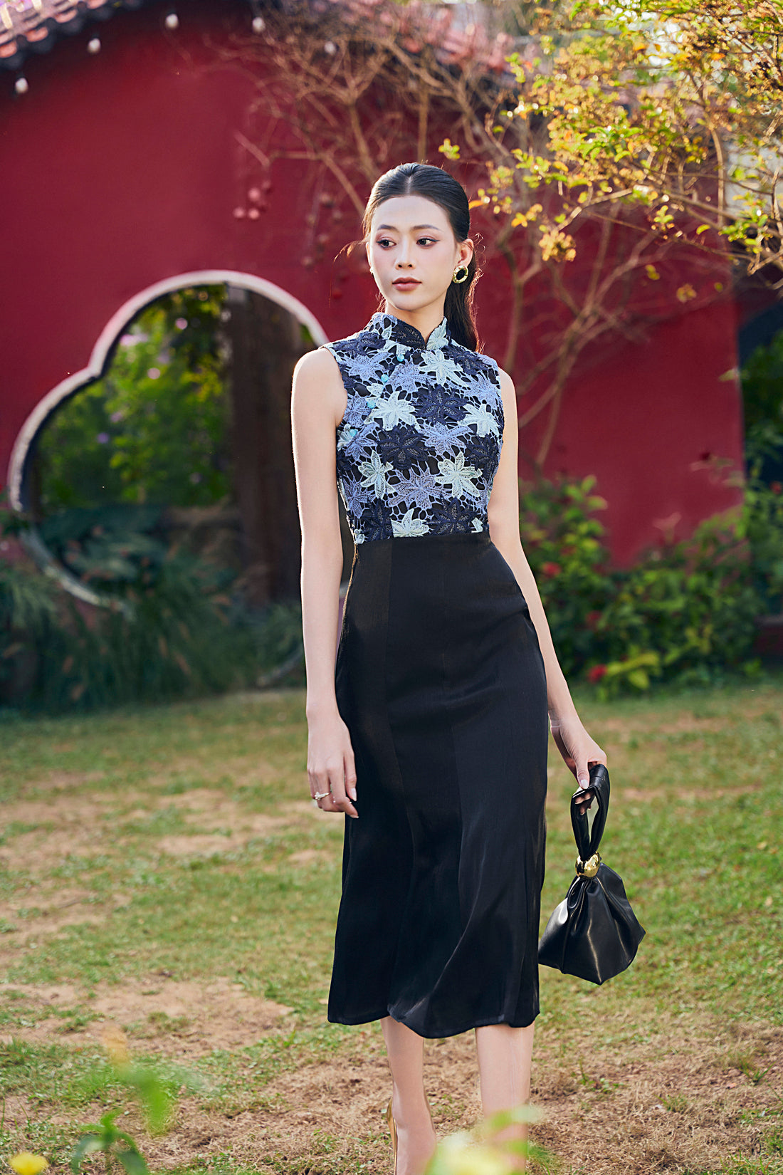 Iris Mermaid Lace Dress