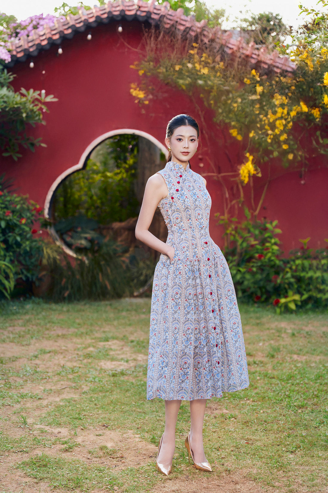 Spring field pleated midi dress