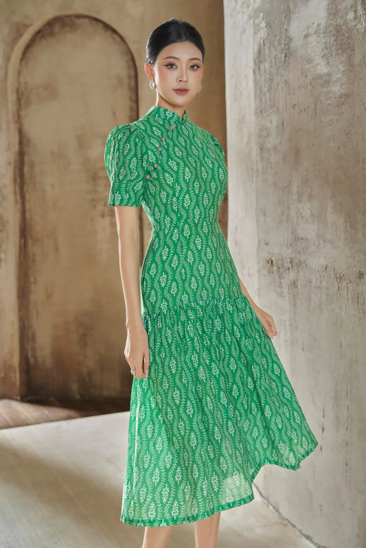 Suki Midi Dress in Green Joli Pretty