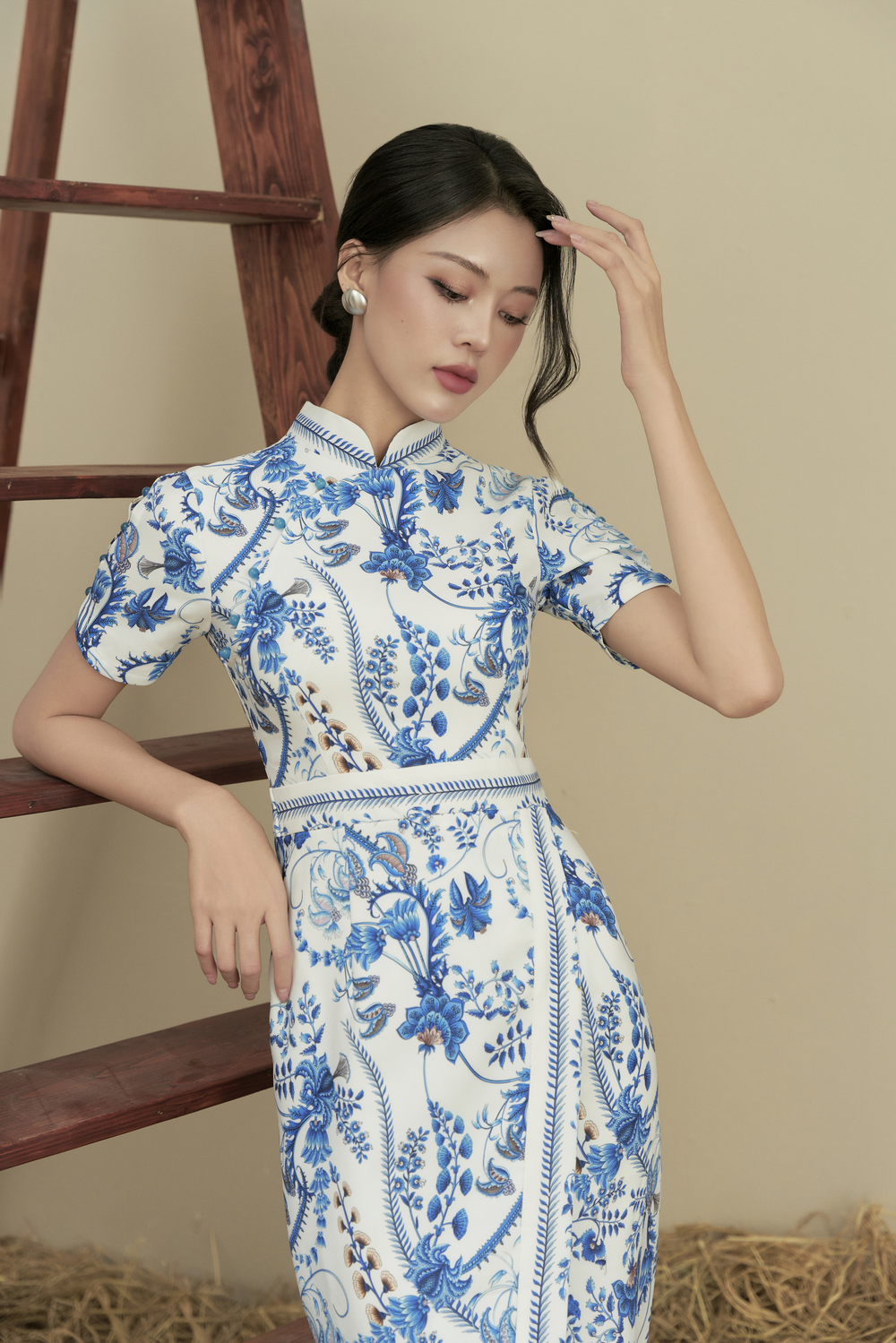 Isa Batik Dress in Porcelain